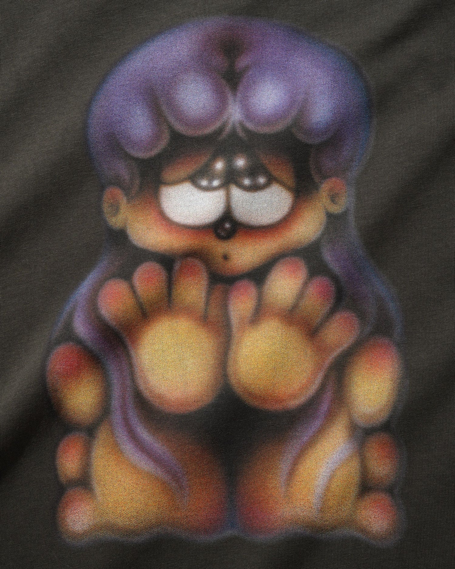 Mim Tee, Charcoal