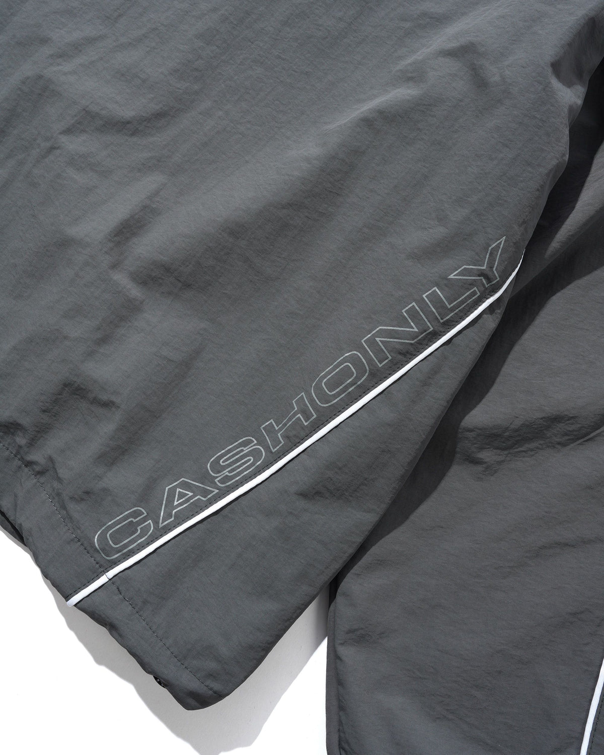 Point Nylon Pullover, Grey