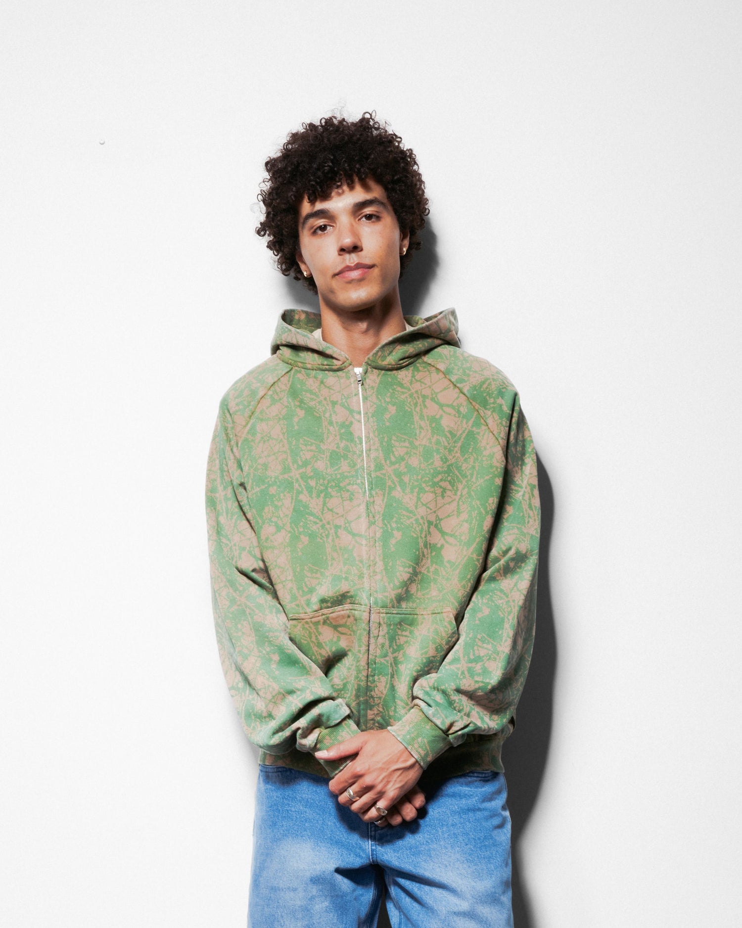 Woods Camo Zip-Thru Hood, Washed Burgundy