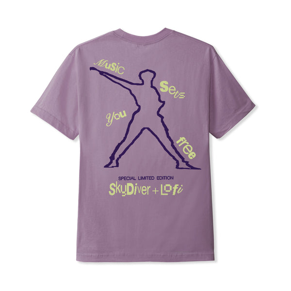 Lo-Fi Skydiver Tee, Washed Berry