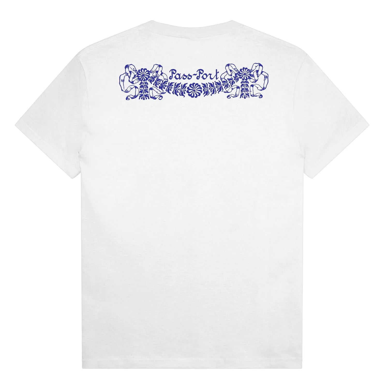 Kollaasi Tee, White