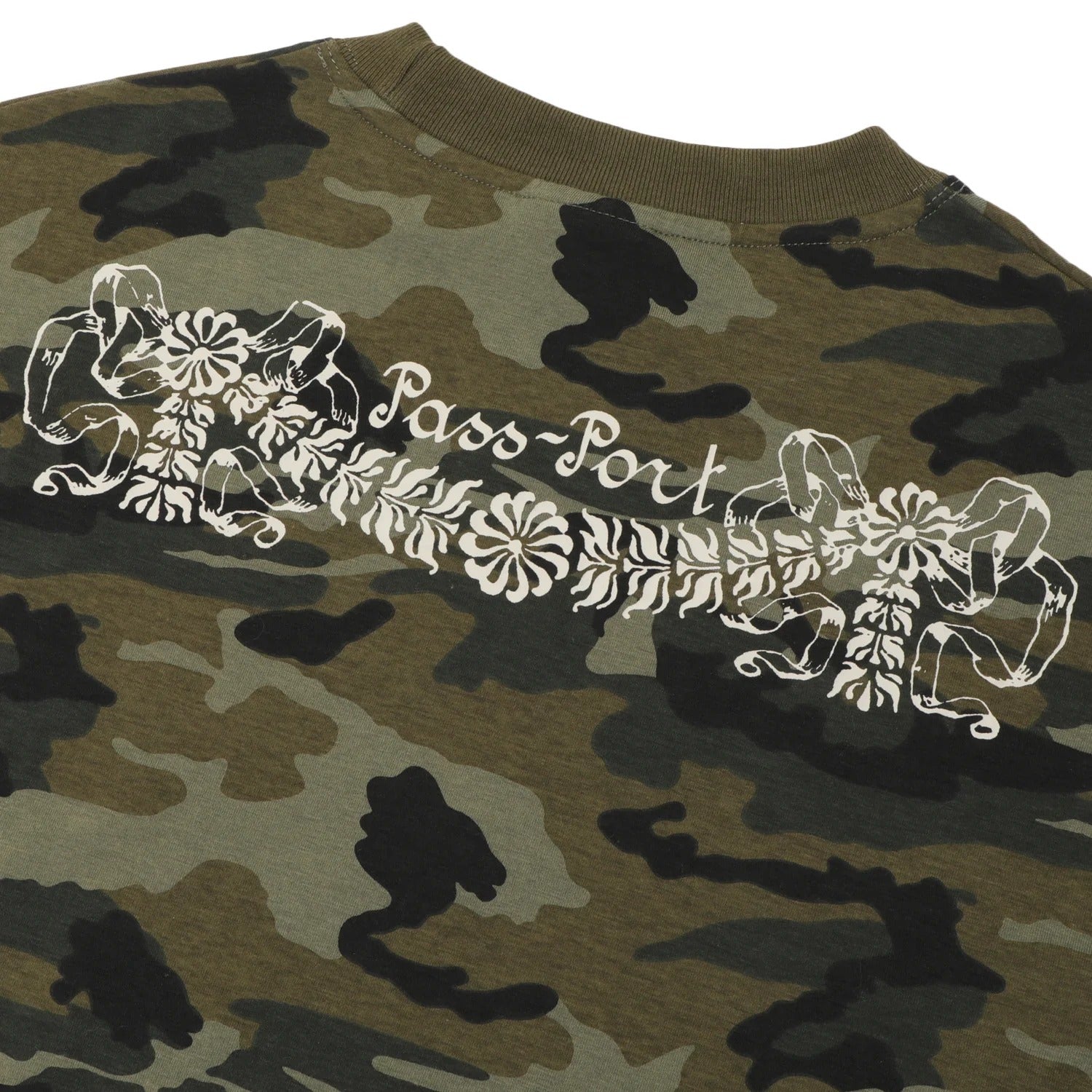 Kollaasi Tee, Woodland Camo